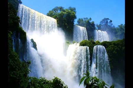 destinasi wisata lombok - air terjun benang kelambu